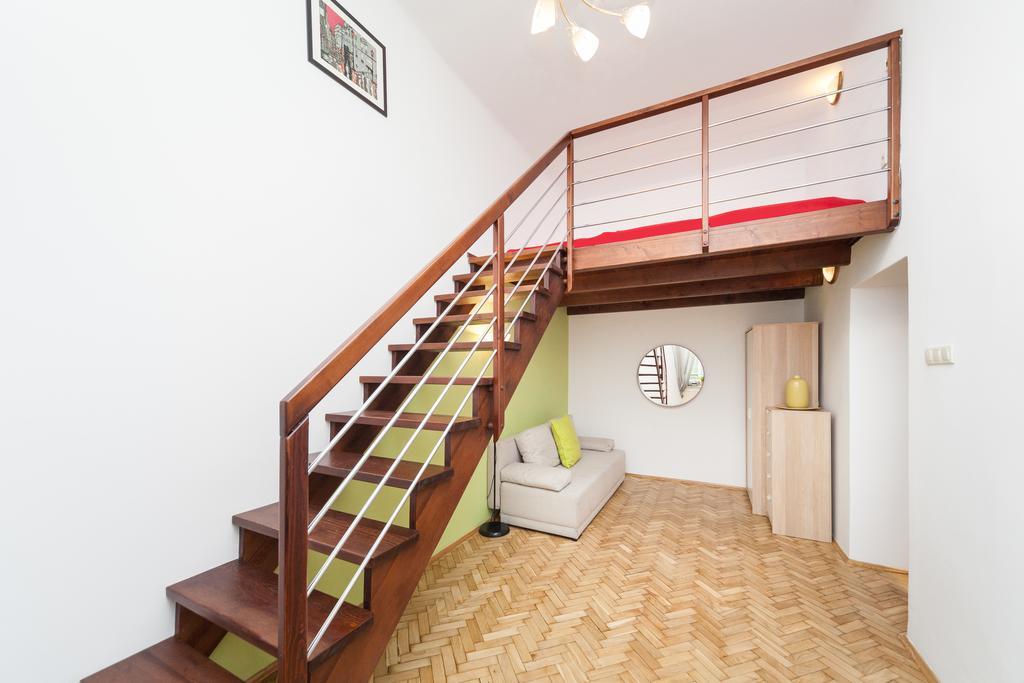 Hostel Krakow Color Sarego Cracovia Esterno foto